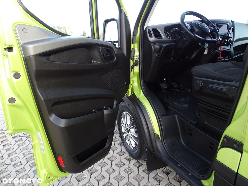 Iveco Daily L4H2 35S18 3.0 180 Brygadówka DOKA 7 Osób HAUSER UNIKAT!! JEDYNY TAKI!! JAK NOWY!! - 14