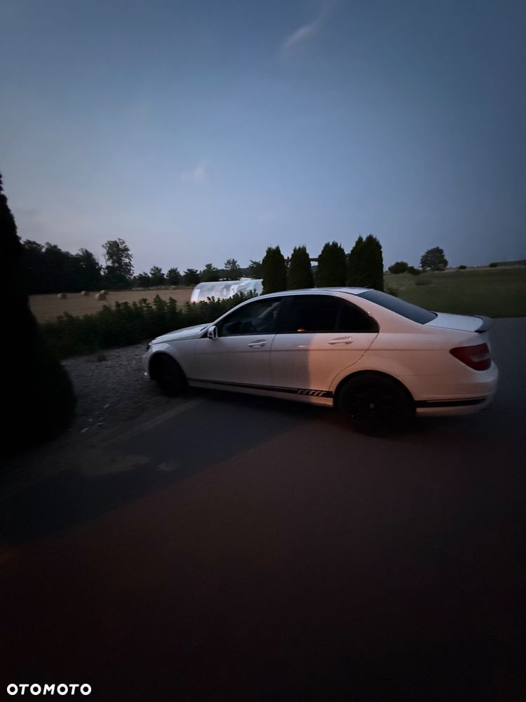 Mercedes-Benz Klasa C - 23