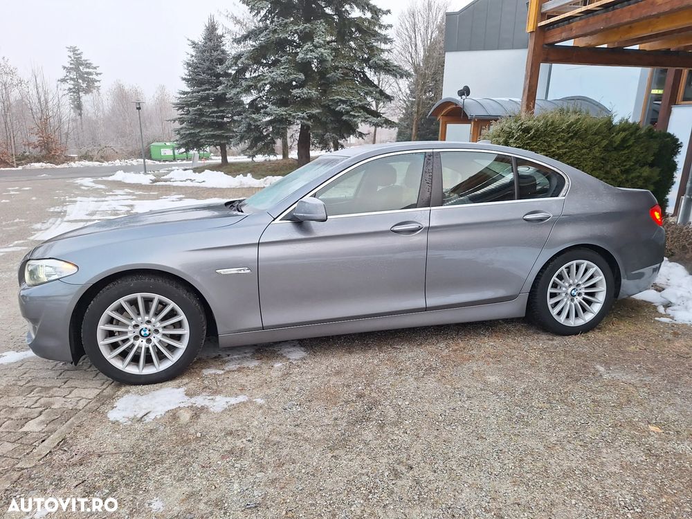 BMW Seria 5 520d Aut. - 23