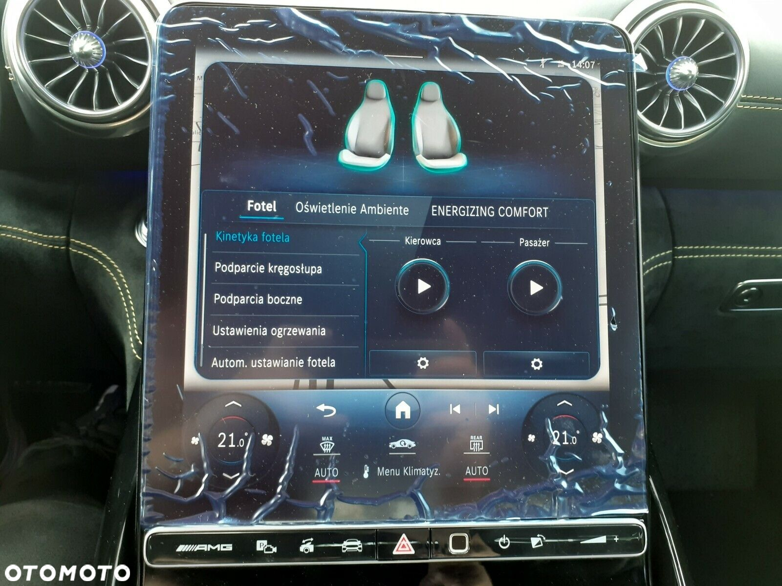 Mercedes-Benz SL - 24