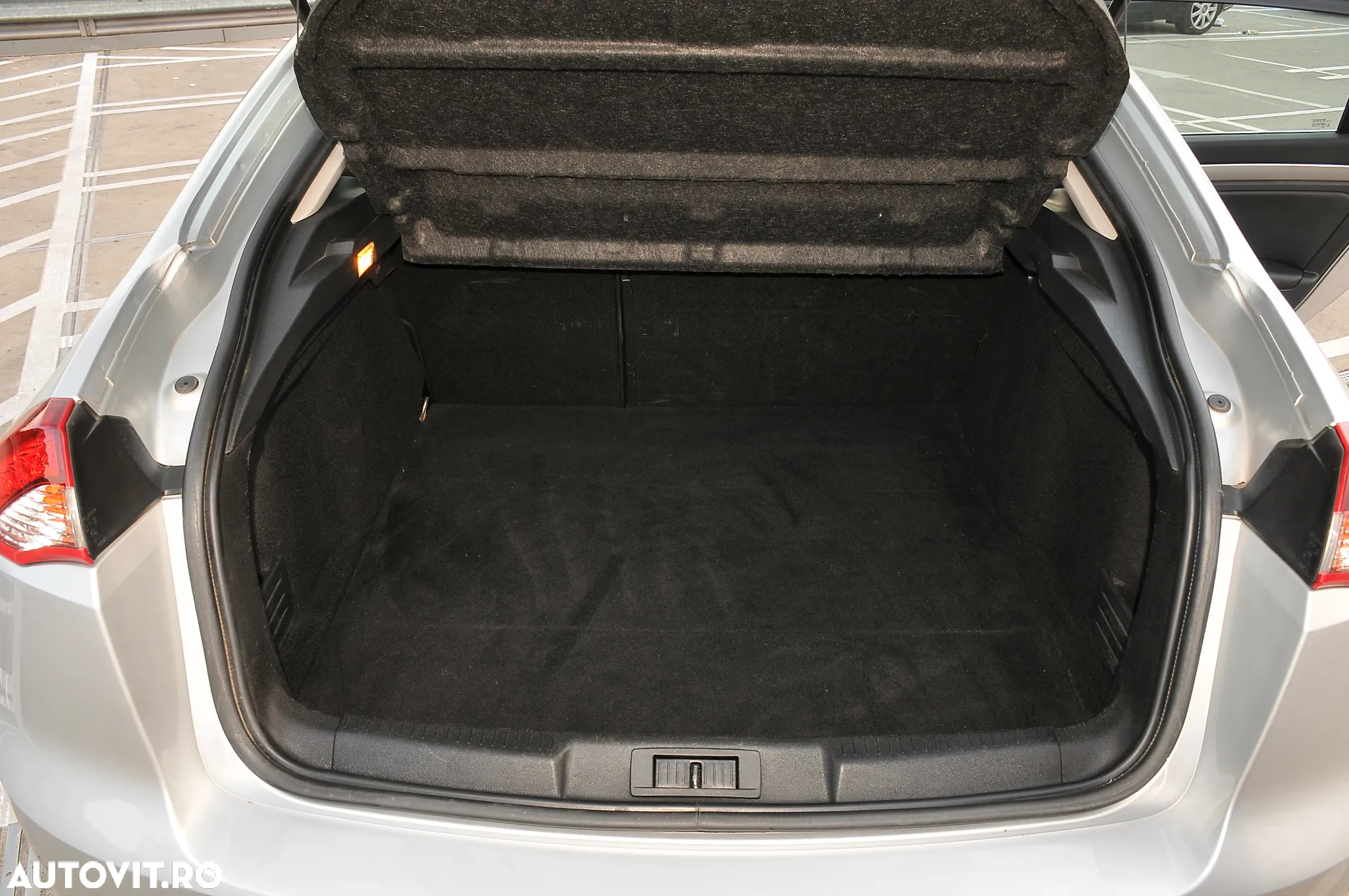 Renault Laguna 2.0 dCi FAP Expression - 21