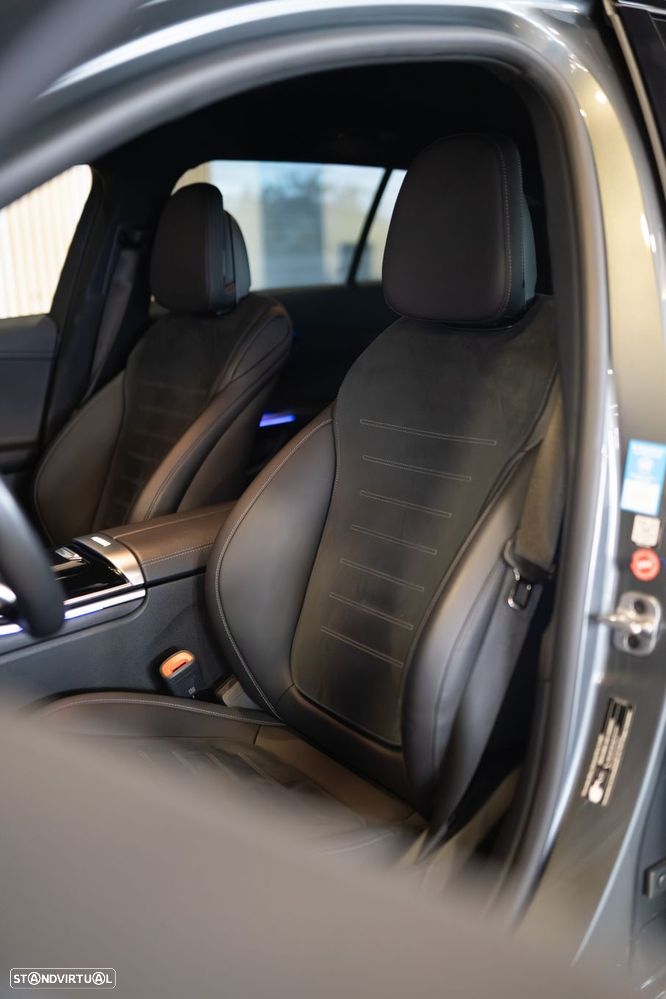 Mercedes-Benz C 300 e AMG Line - 4