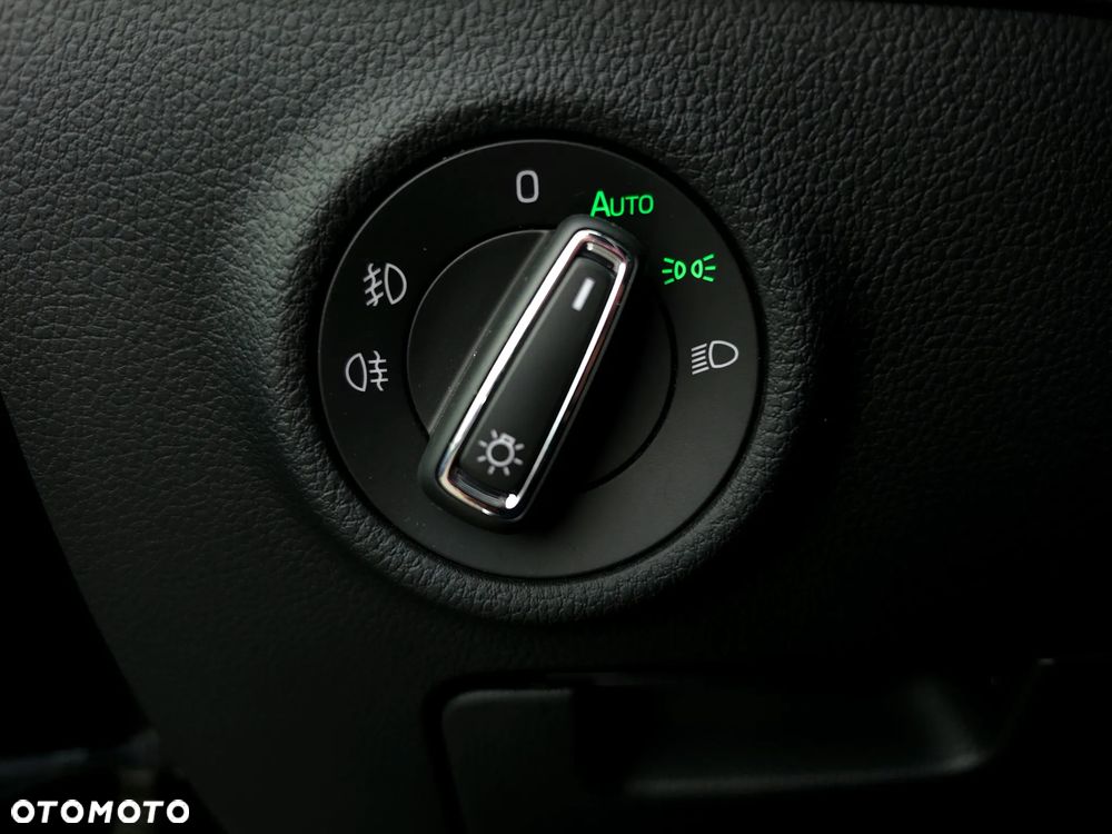 Skoda Superb 2.0 TSI Ambition DSG - 41