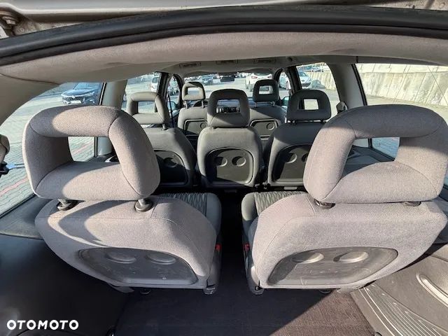 Ford Galaxy 1.9 TDI Trend - 11