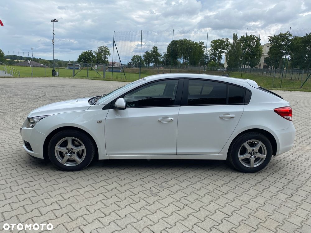 Chevrolet Cruze 2.0 D LT+ - 12