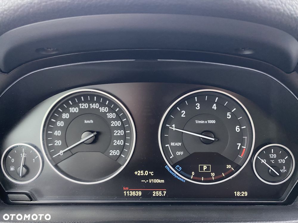 BMW 3GT 320i Advantage - 14