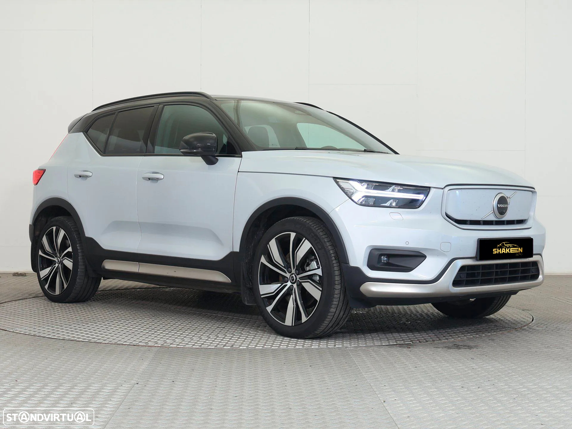 Volvo XC 40 P8 AWD Recharge RDesign - 3