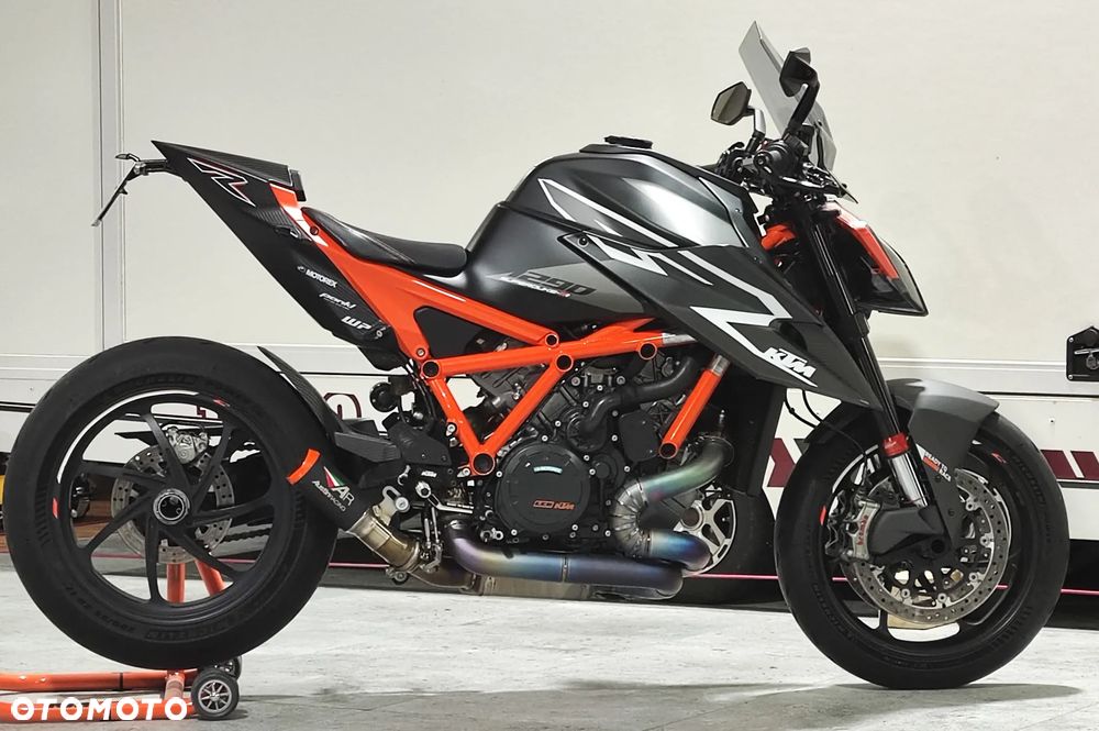 KTM Super Duke - 12