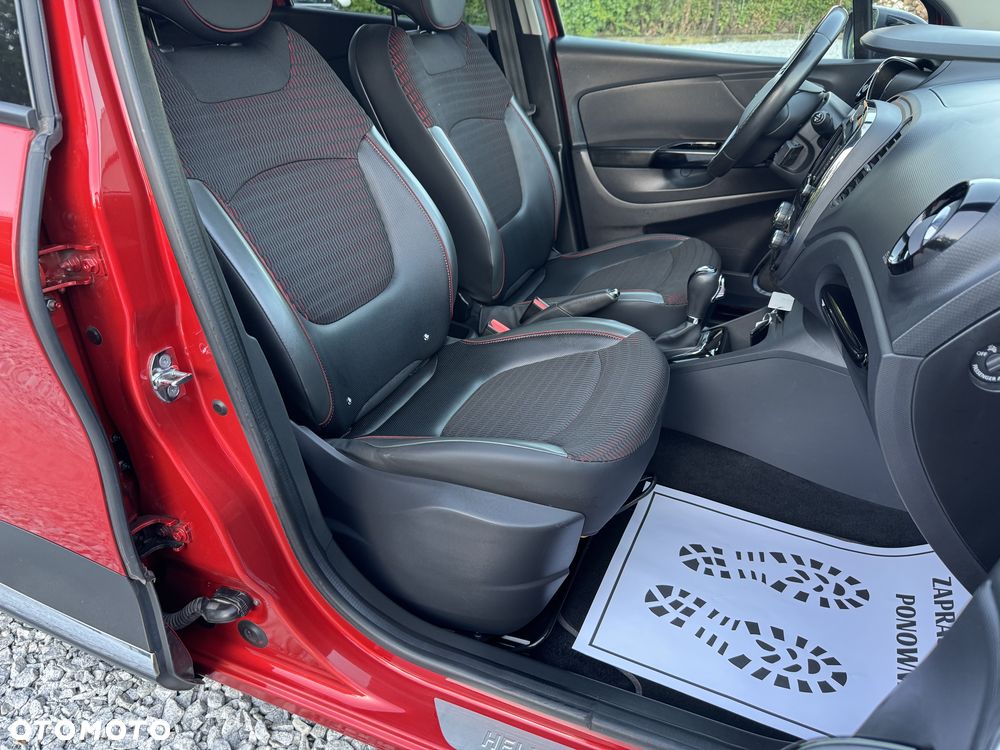 Renault Captur 1.2 TCe Helly Hansen EDC - 33
