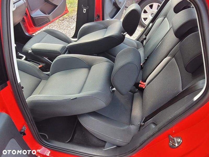 Volkswagen Polo - 31