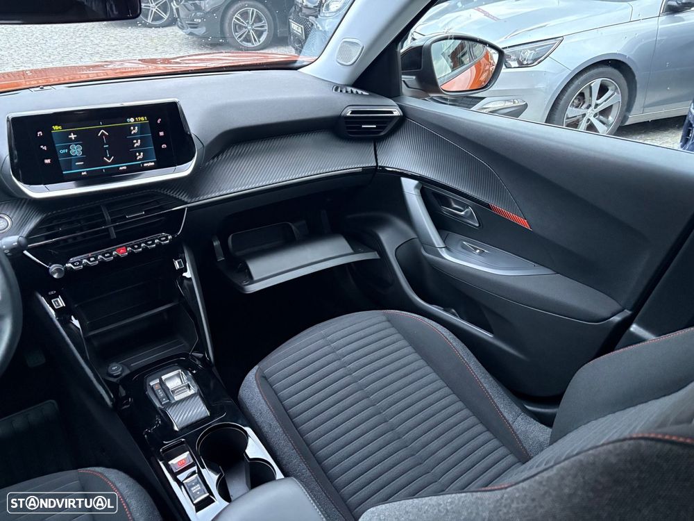 Peugeot e-2008 50 kWh Active Pack - 24