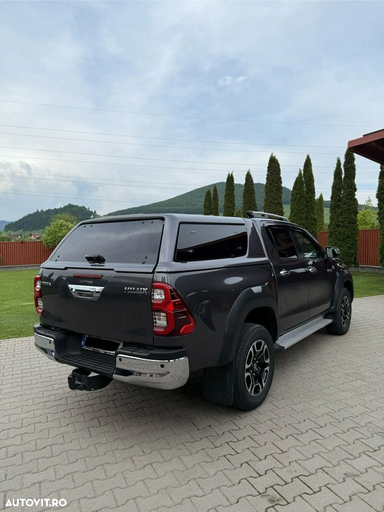 Toyota Hilux 2.8D 204CP 4x4 Double Cab AT Executive - 4