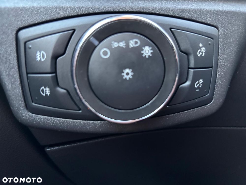 Ford Mondeo - 10