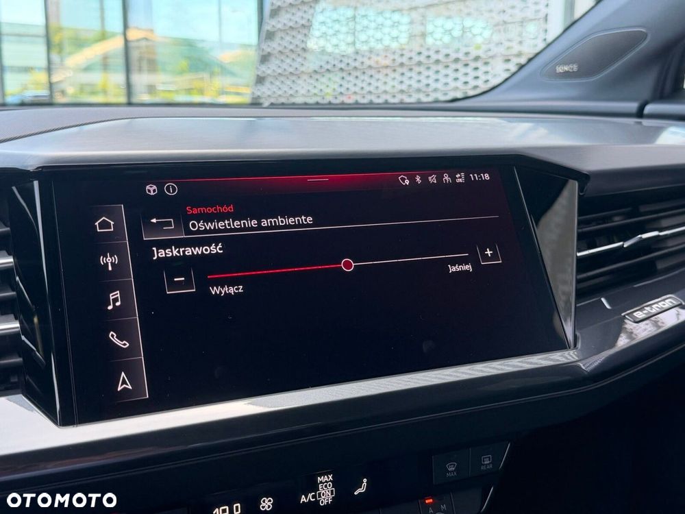 Audi Q4 e-tron 35 52kWh S Line - 34