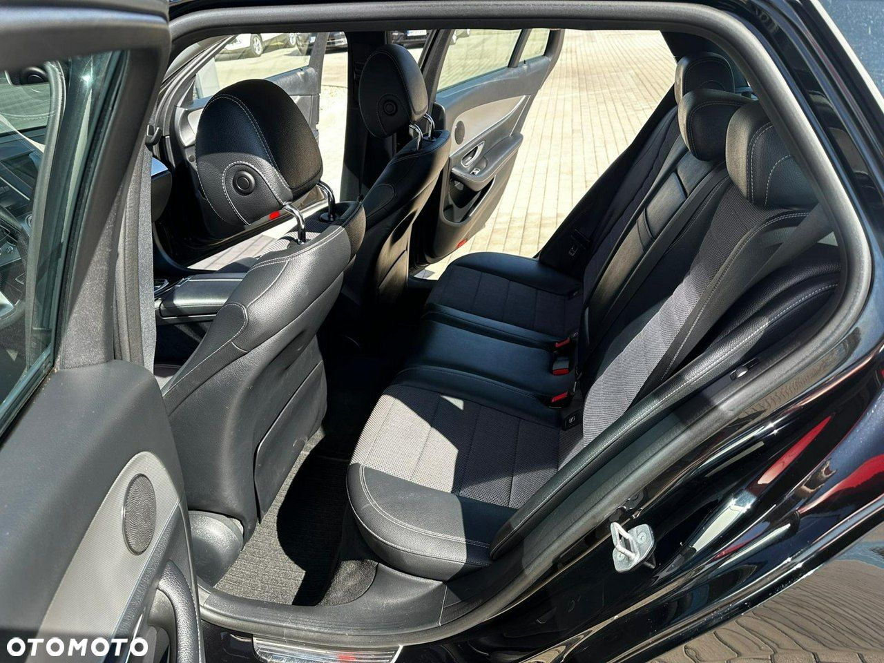 Mercedes-Benz Klasa E 200 T 9G-TRONIC Avantgarde - 12