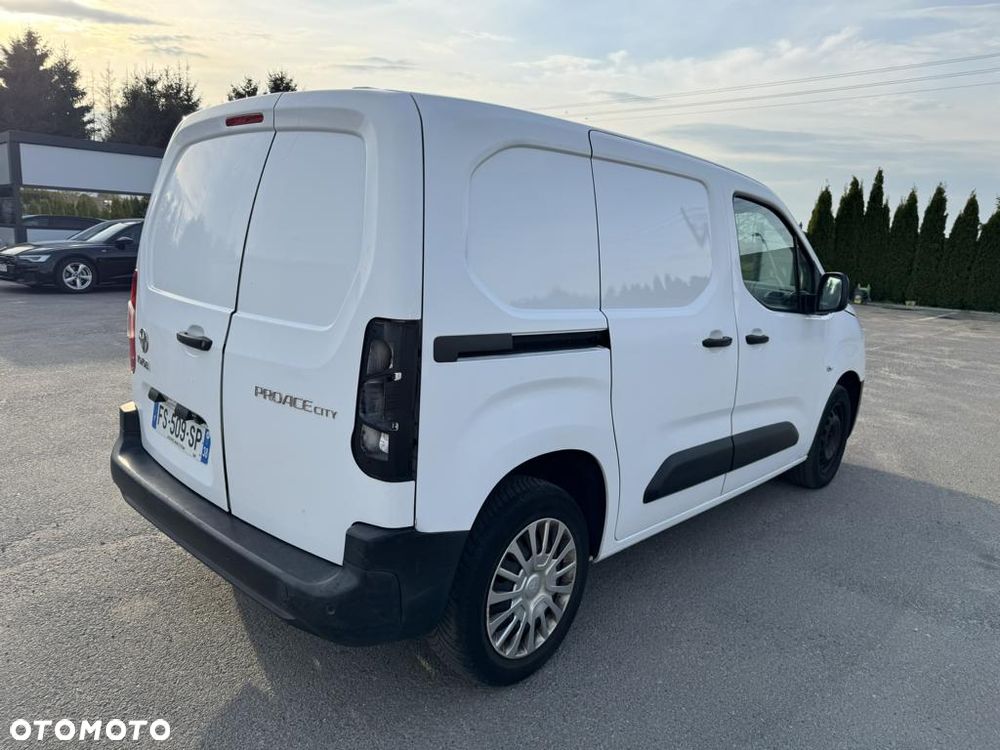 Toyota PROACE - 4