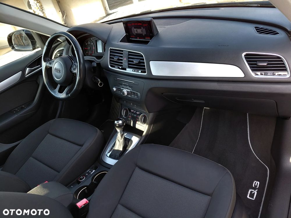 Audi Q3 2.0 TDI Sport S tronic - 28
