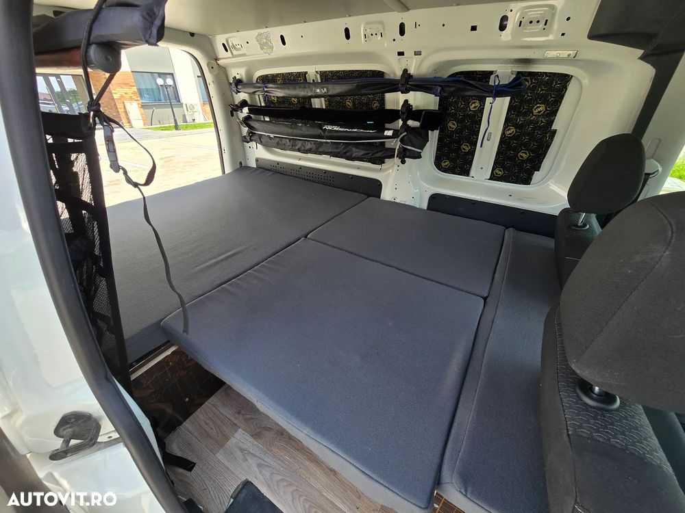 Volkswagen Caddy - 9