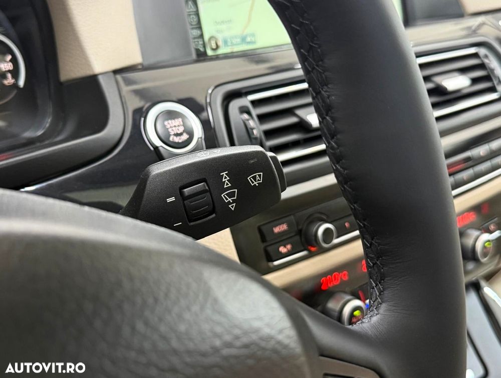 BMW Seria 5 520d Luxury Line - 27