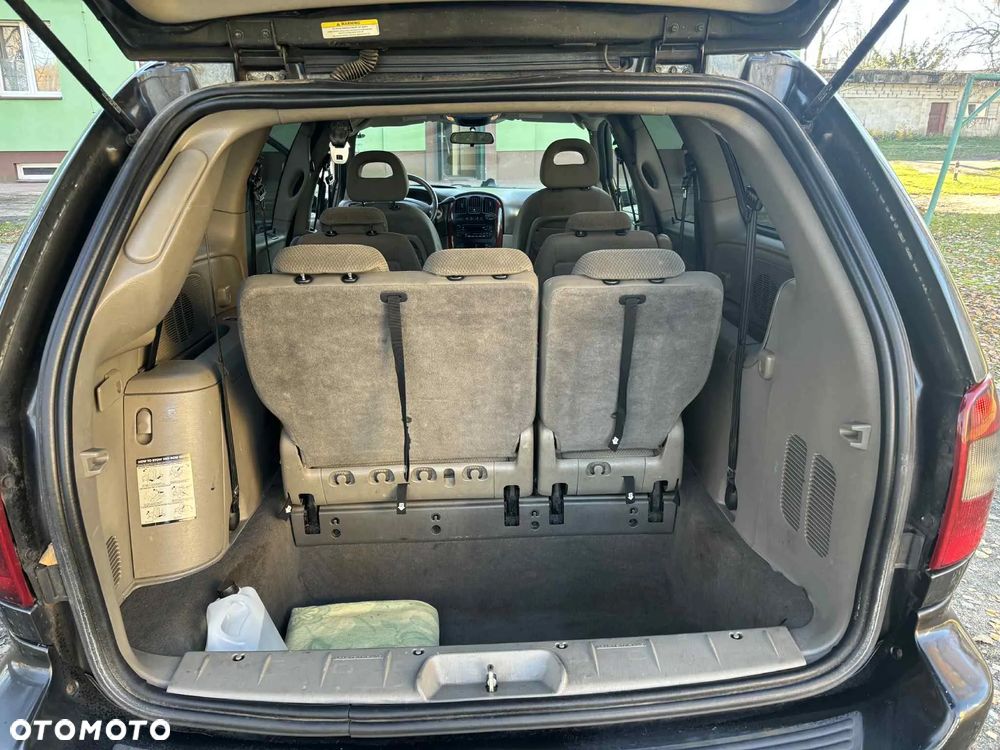 Chrysler Grand Voyager - 21