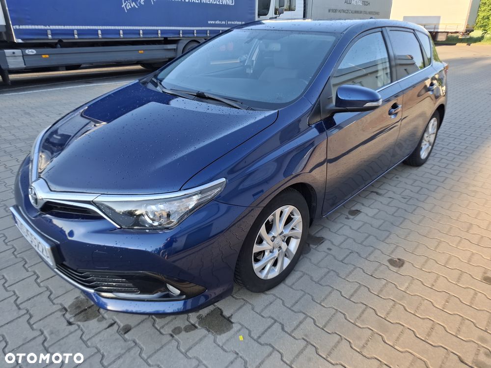 Toyota Auris 1.2 Turbo Comfort - 10