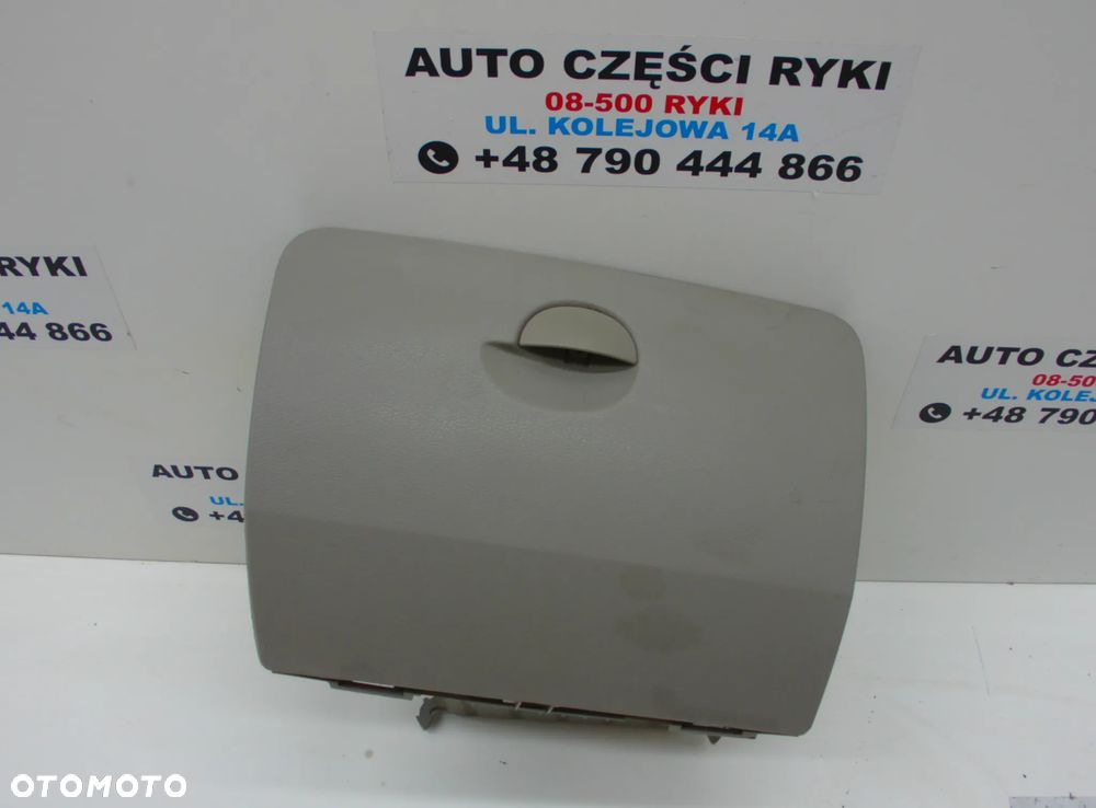 Renault Modus Schowek Pasażera - 1