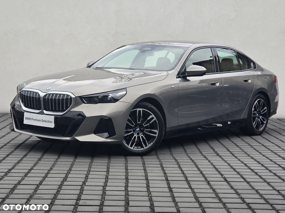 BMW Seria 5 520d xDrive mHEV M Sport - 3