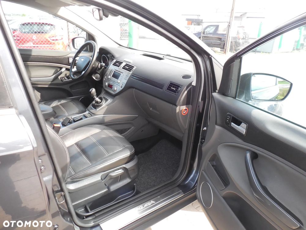 Ford Kuga - 9