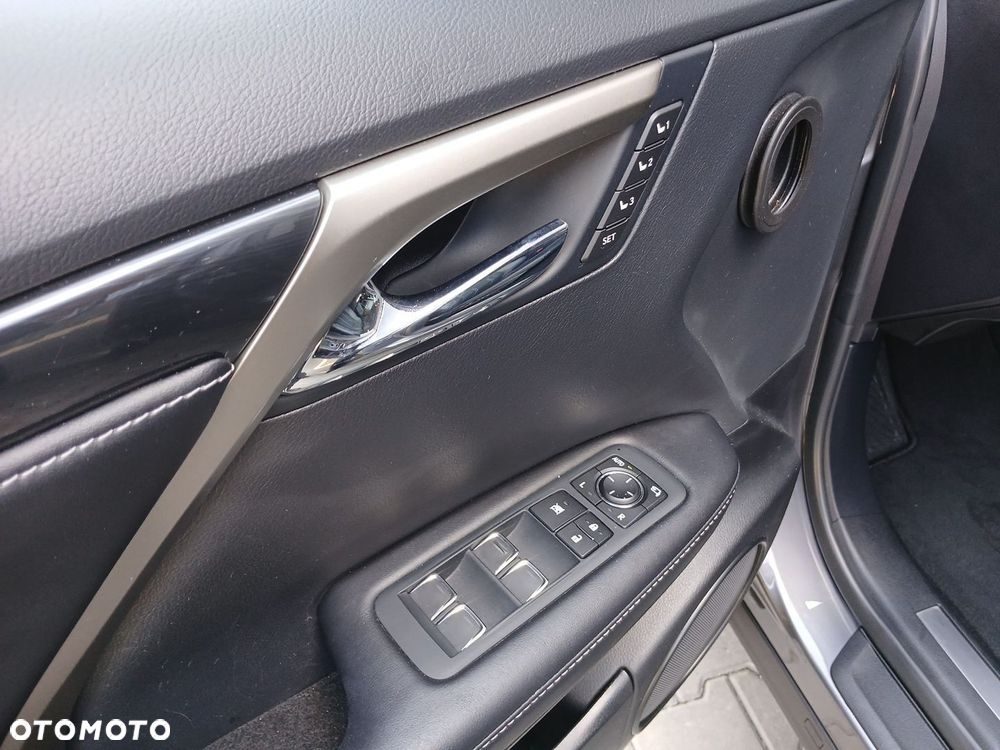 Lexus RX - 24
