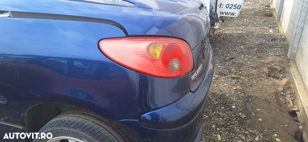 LAMPA STOP PEUGEOT 206 CC AN 2007