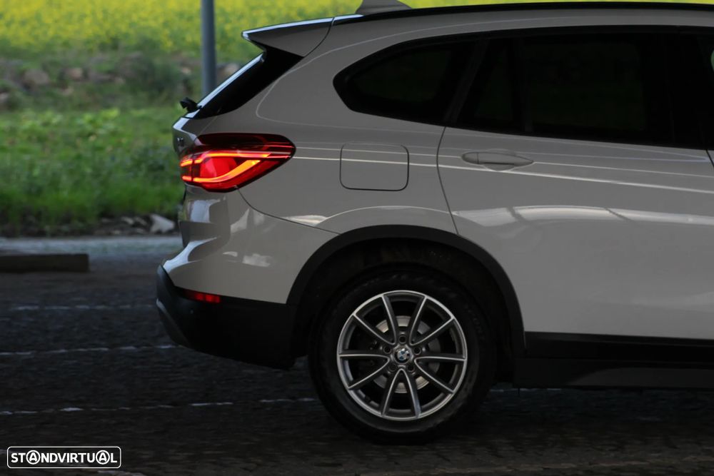 BMW X1 16 d sDrive Line Sport - 9