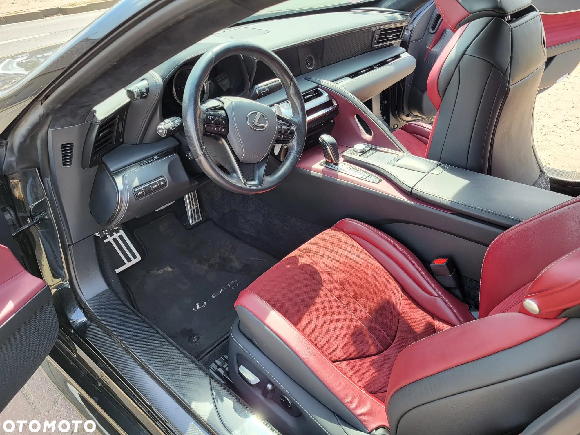 Lexus LC 500h Prestige - 27
