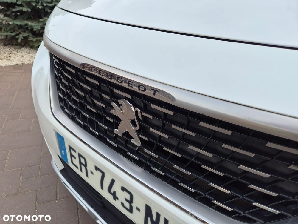 Peugeot 3008 PureTech 130 Stop & Start Allure - 24