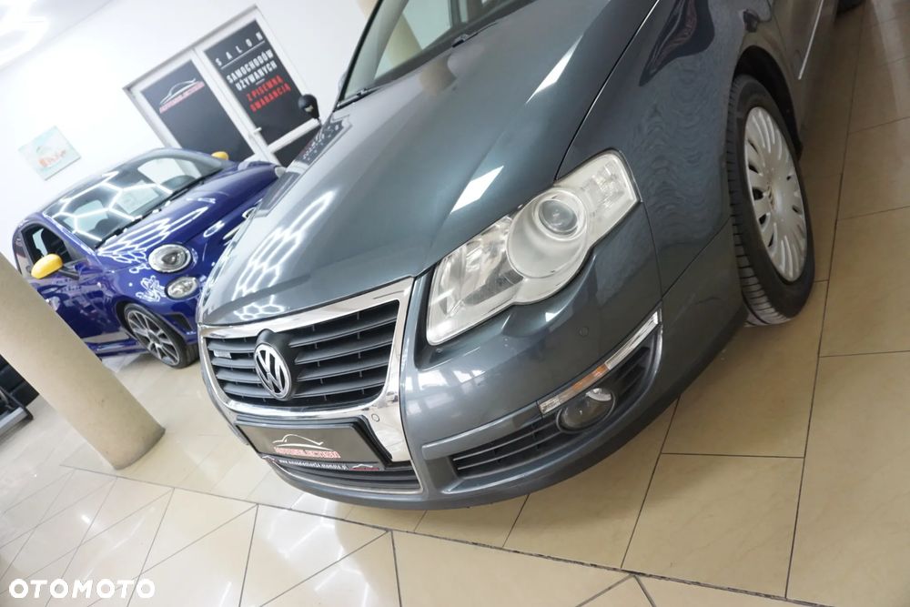 Volkswagen Passat Variant 2.0 TDI DPF Comfortline Blue Motion Technology - 11
