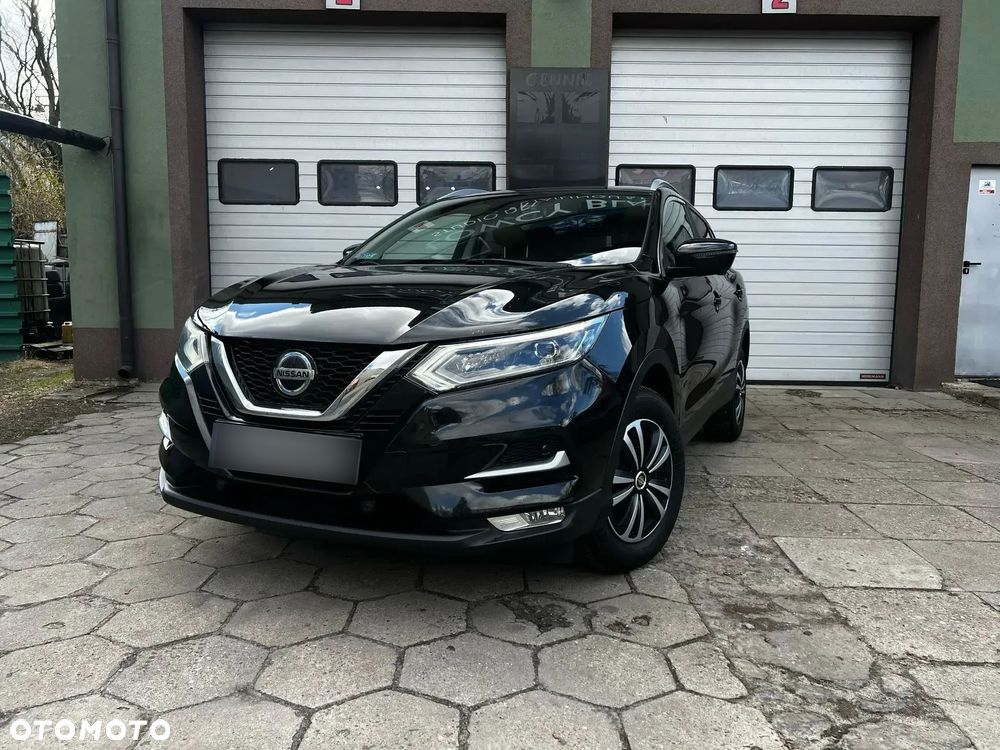 Nissan Qashqai 1.6 DIG-T N-Connecta - 1