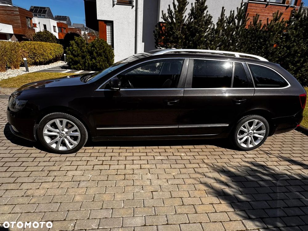 Skoda Superb 2.0 TDI Elegance - 1