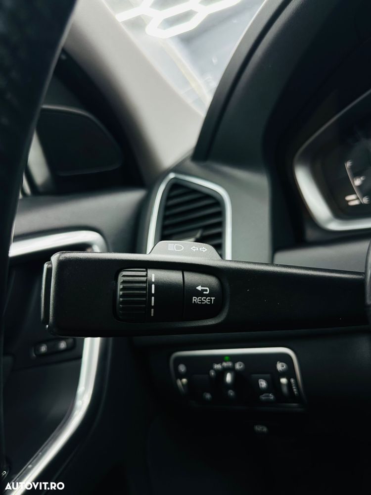 Volvo XC 60 D3 Momentum - 27