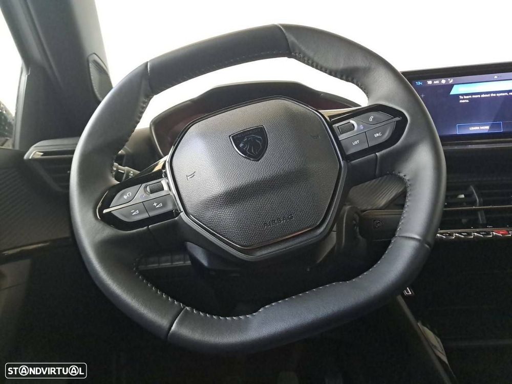 Peugeot 2008 1.2 PureTech Active - 12