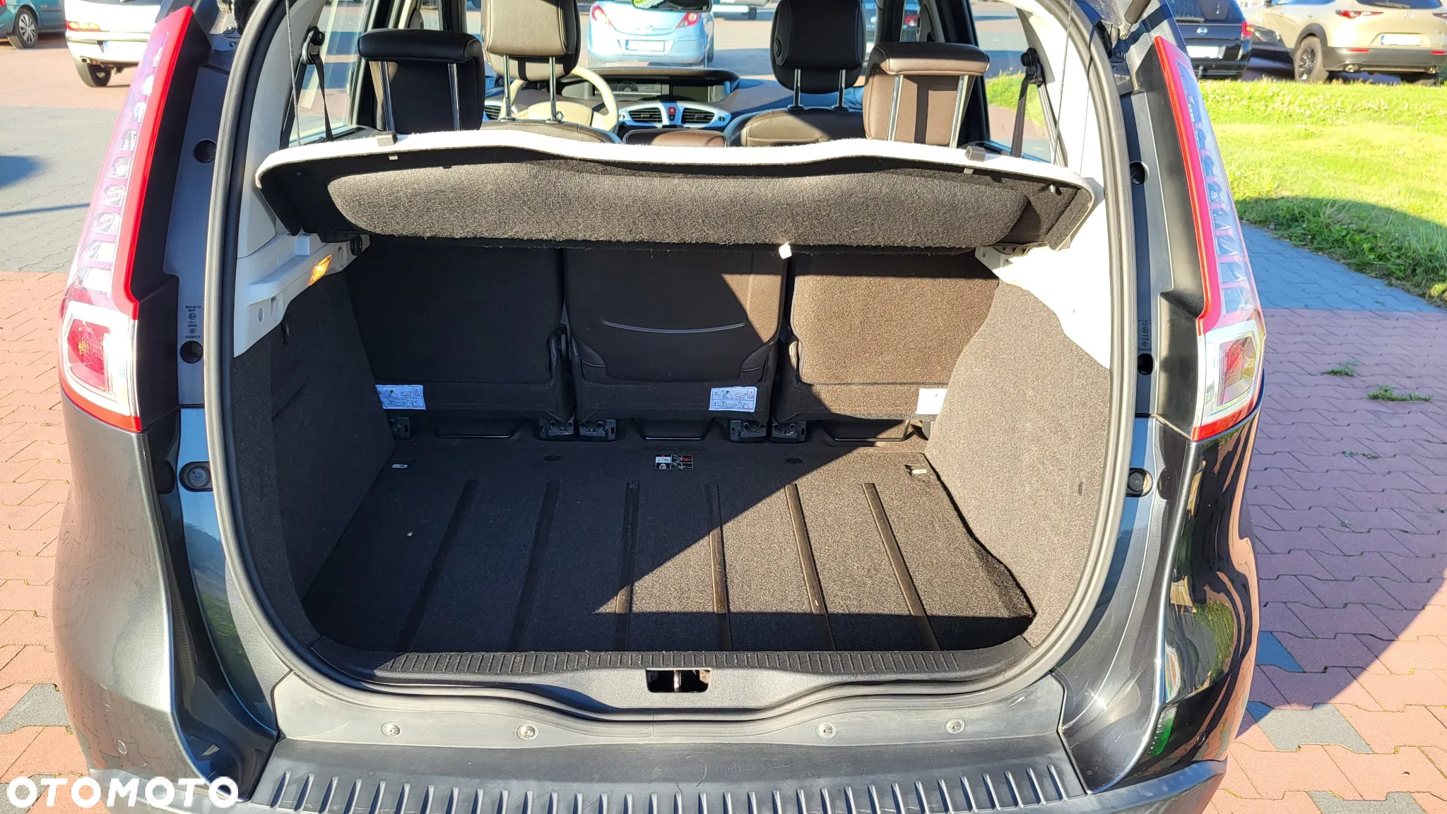 Renault Scenic - 12