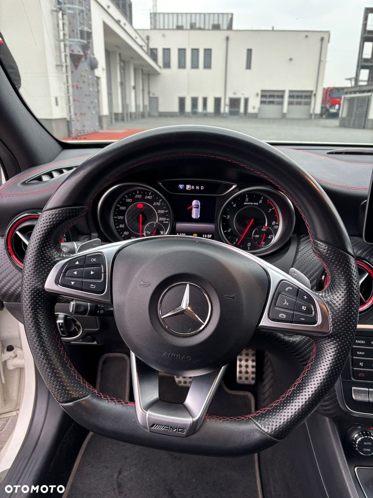 Mercedes-Benz Klasa A AMG 45 4-Matic - 11