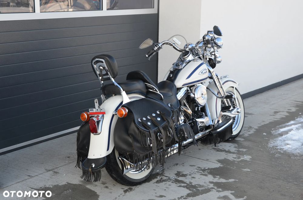 Harley-Davidson Softail Springer Classic - 26