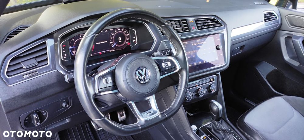 Volkswagen Tiguan 2.0 TDI SCR 4MotION DSG R-Line - 17