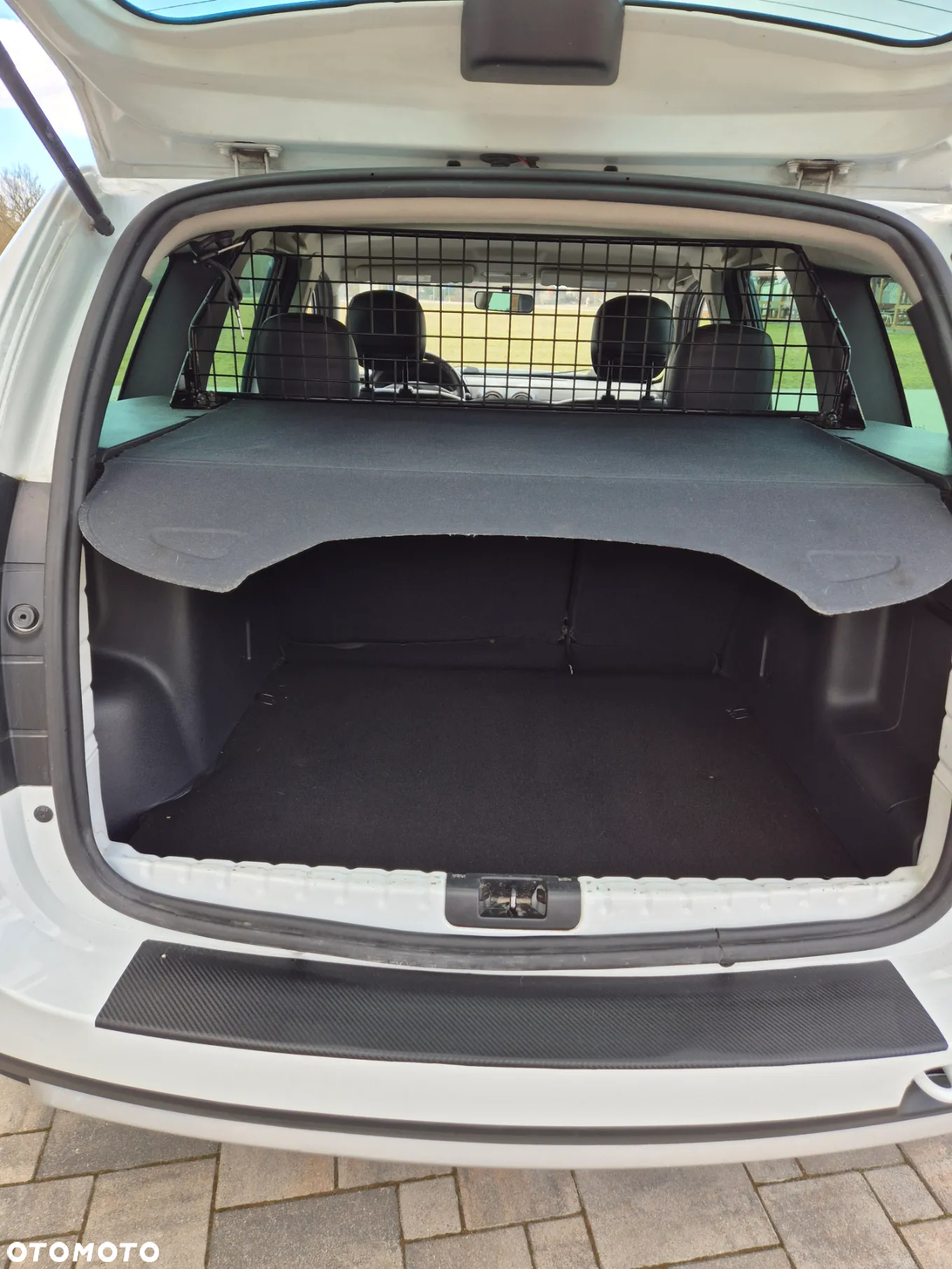 Dacia Duster 1.6 16V 4x2 Prestige - 7
