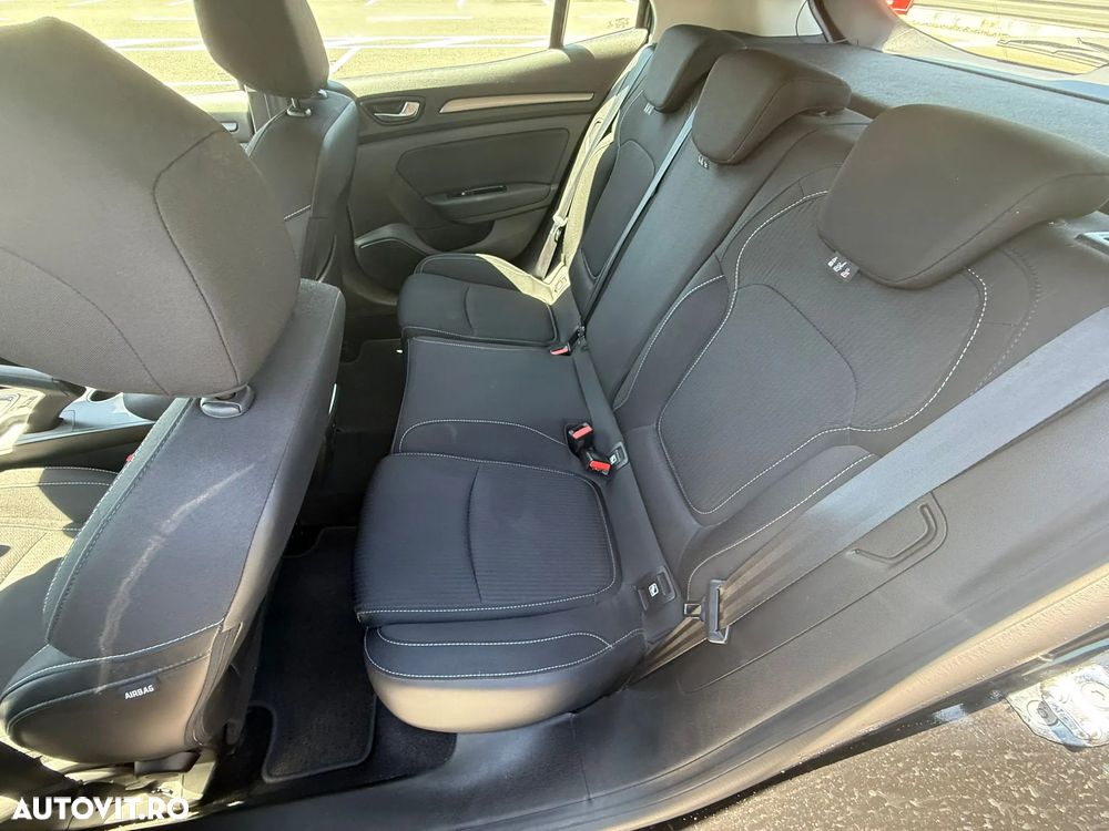 Renault Megane BLUE dCi EDC Limited - 8