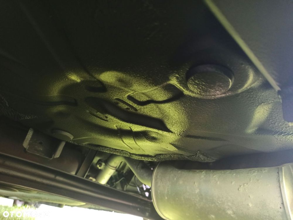 Toyota Corolla - 5