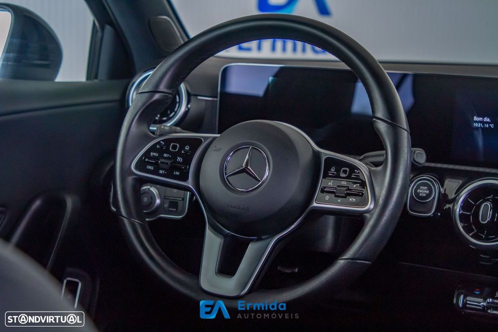 Mercedes-Benz A 250 - 24
