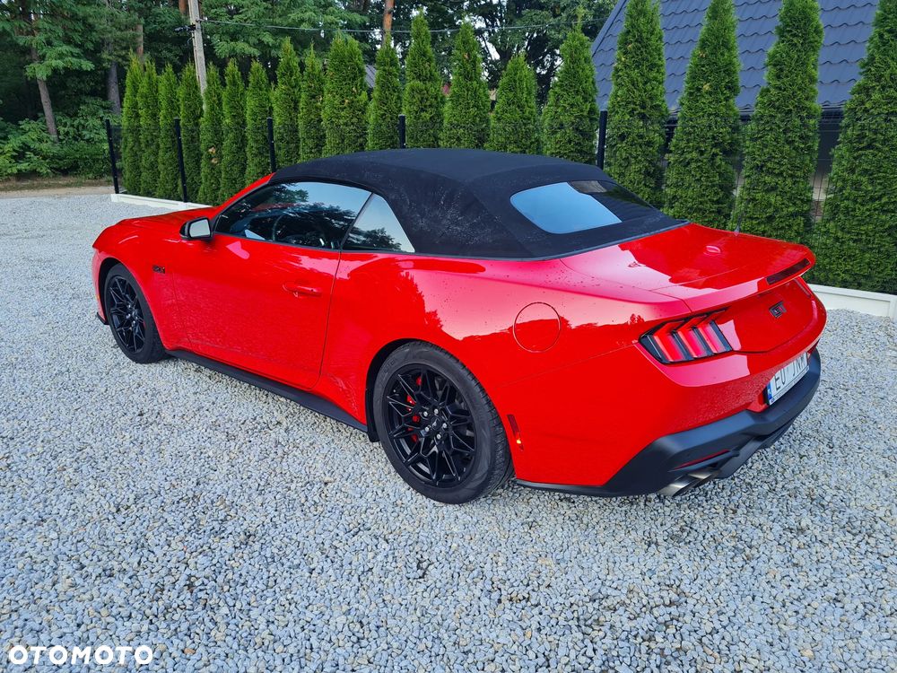 Ford Mustang - 5