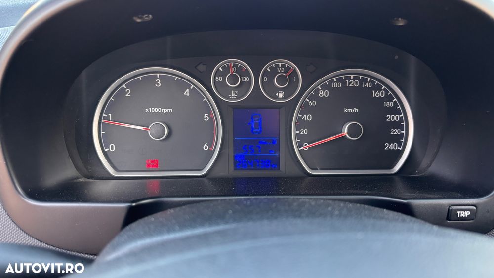 Hyundai i30 1.6 CRDi CLASSIC - 9