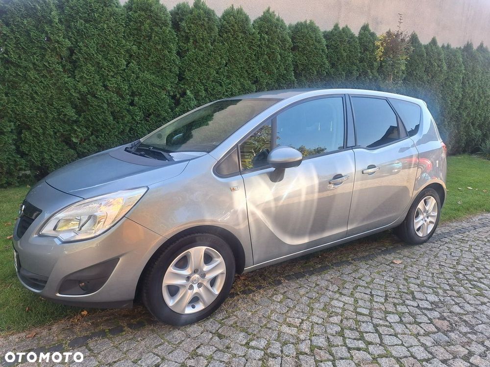 Opel Meriva 2011 photo 4