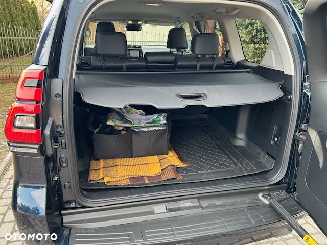 Toyota Land Cruiser LC 2.8 D-4D Invincible - 17